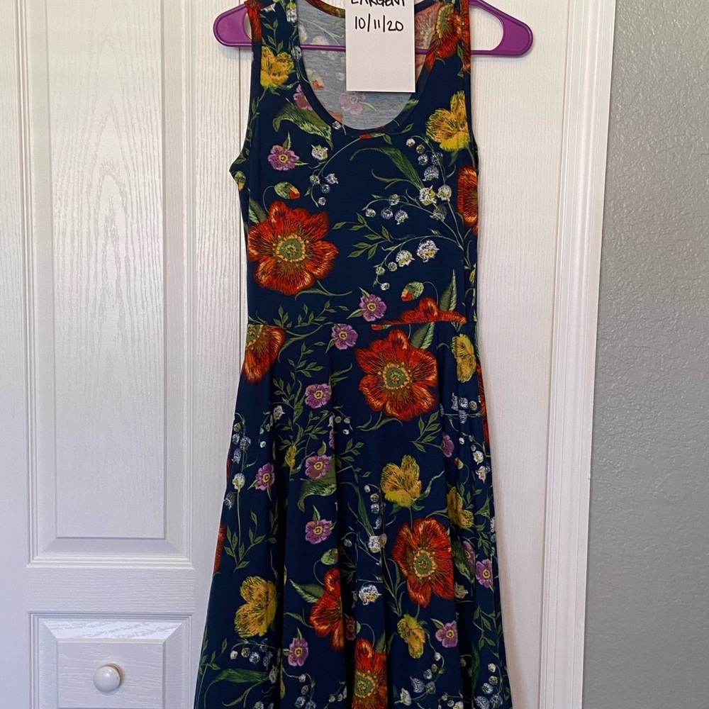 Lularoe nicki